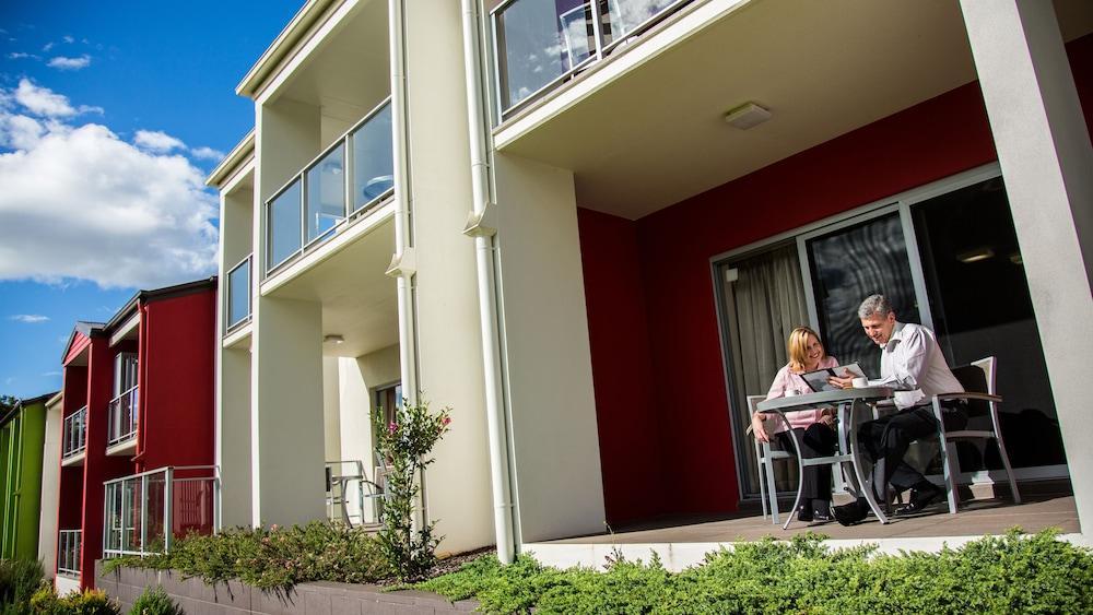 City Golf Club Motel Тувумба Екстер'єр фото