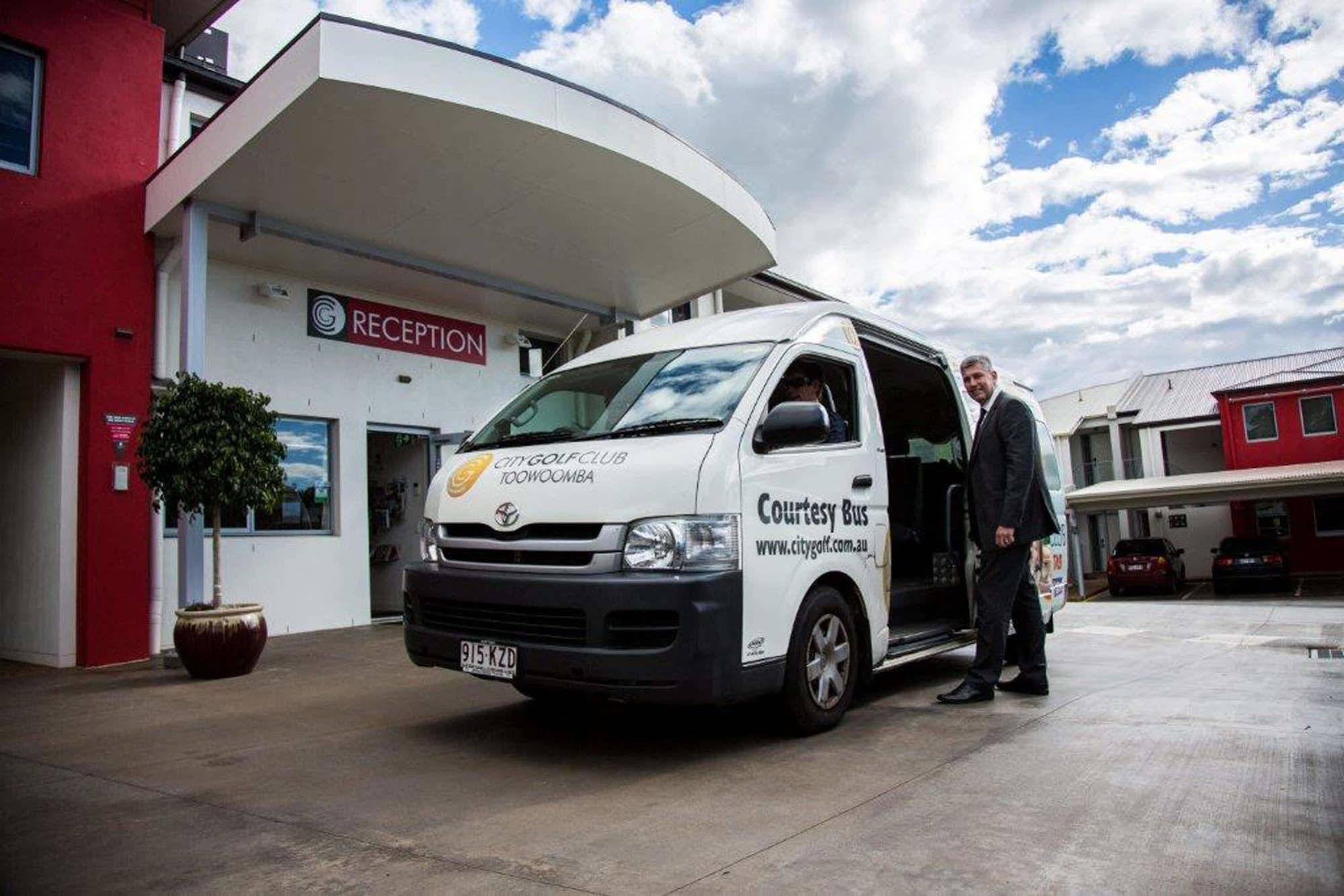 City Golf Club Motel Тувумба Екстер'єр фото