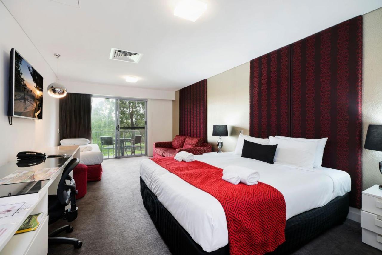 City Golf Club Motel Тувумба Екстер'єр фото