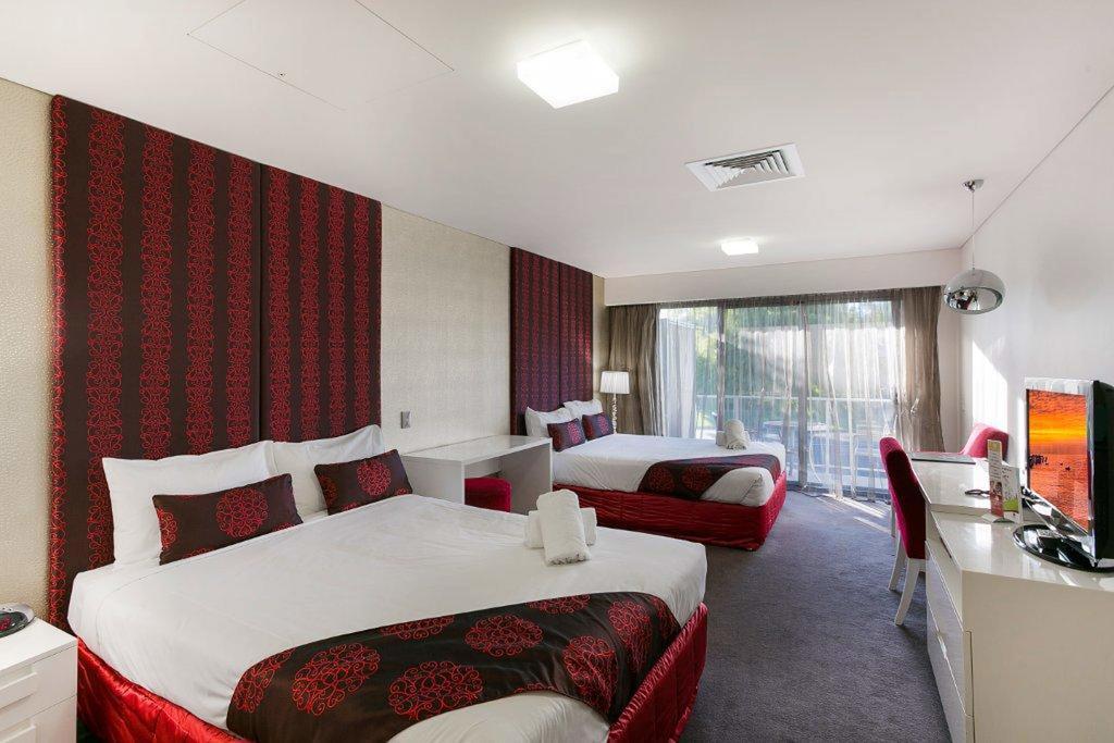 City Golf Club Motel Тувумба Екстер'єр фото