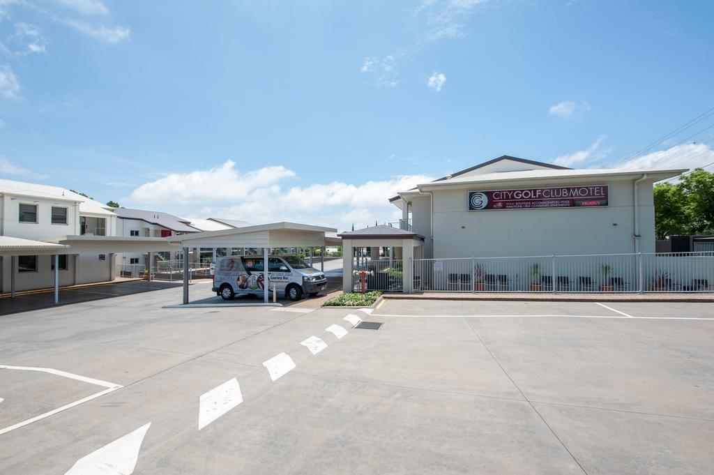 City Golf Club Motel Тувумба Екстер'єр фото