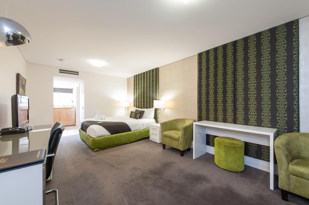 City Golf Club Motel Тувумба Екстер'єр фото